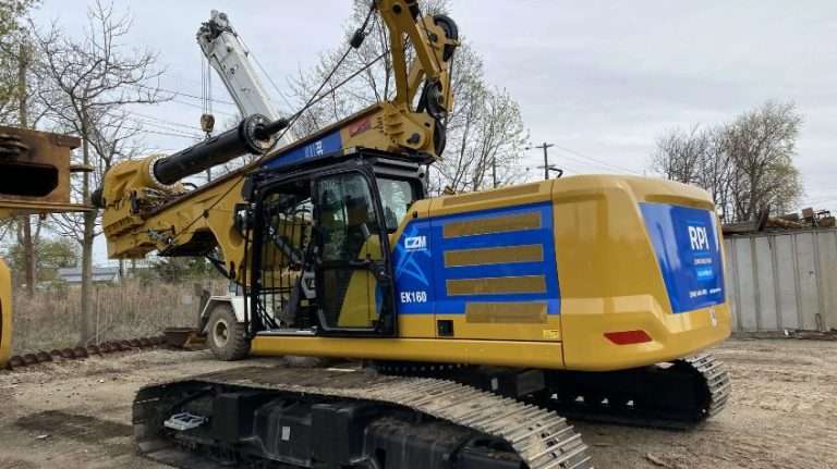 ek160 drill rig rental on job site
