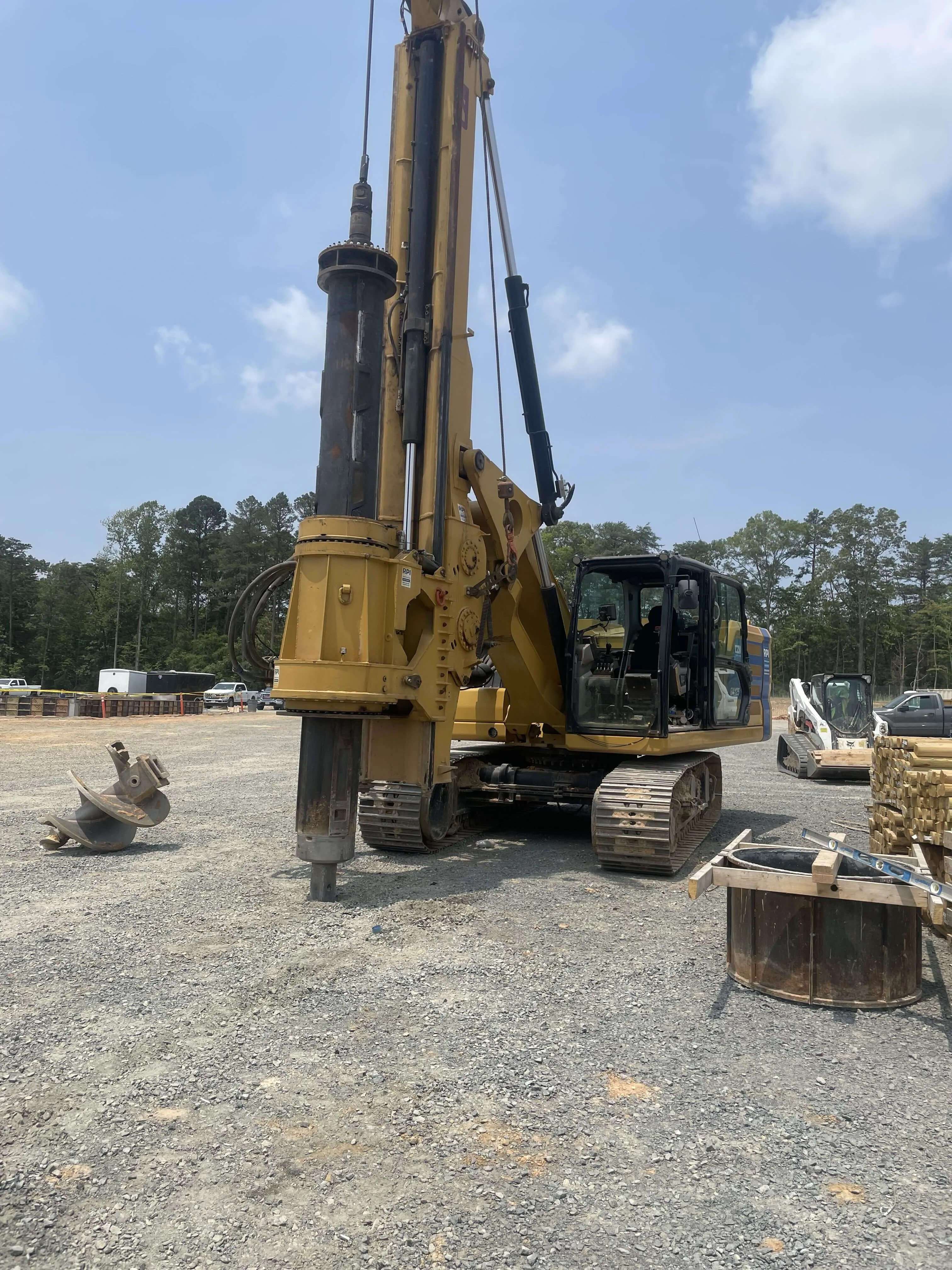 2022 CZM EK125SM Rig